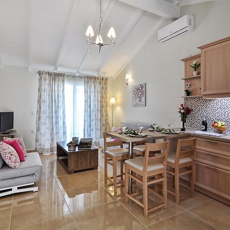 Mazis Apartments Agios Gordios  Zewnętrze zdjęcie