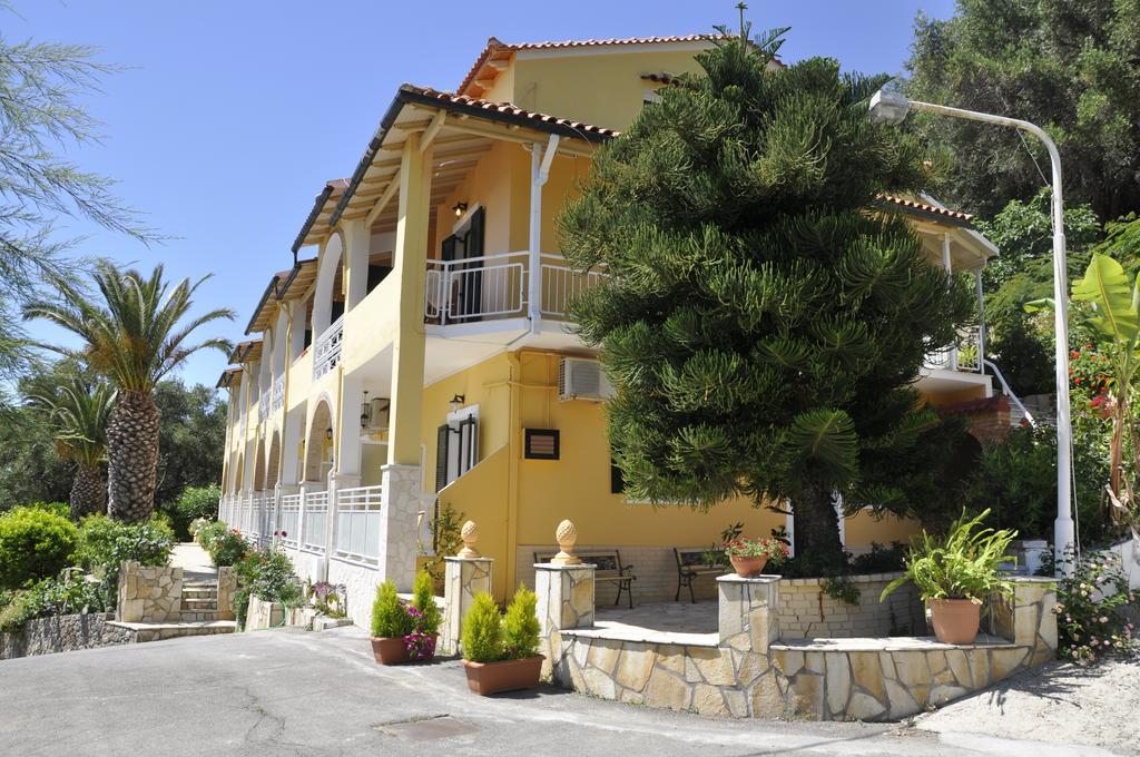 Mazis Apartments Agios Gordios  Zewnętrze zdjęcie